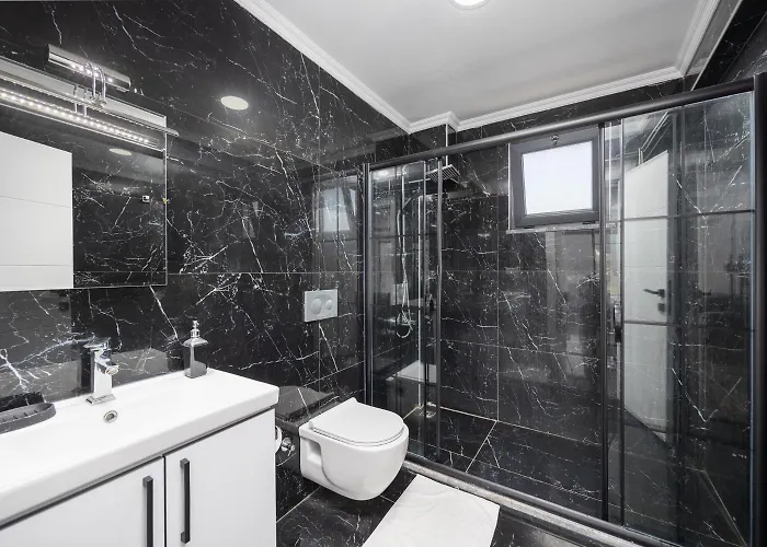 Grand Yasar 4 *