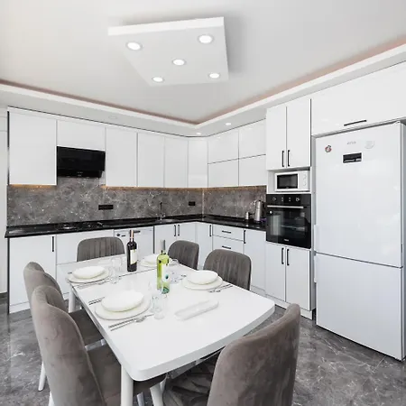 Grand Yasar 4 * Okcular