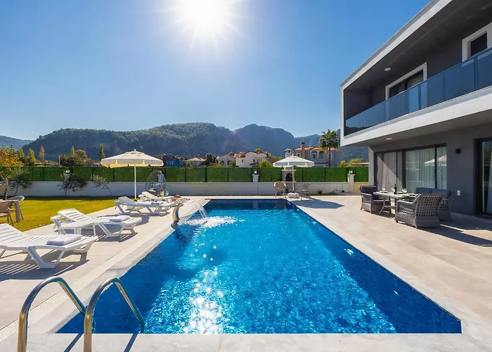 Grand Yasar 4 Βίλα *