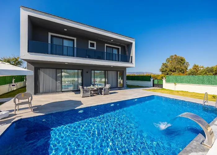 Villa Grand Yasar 4 Okcular